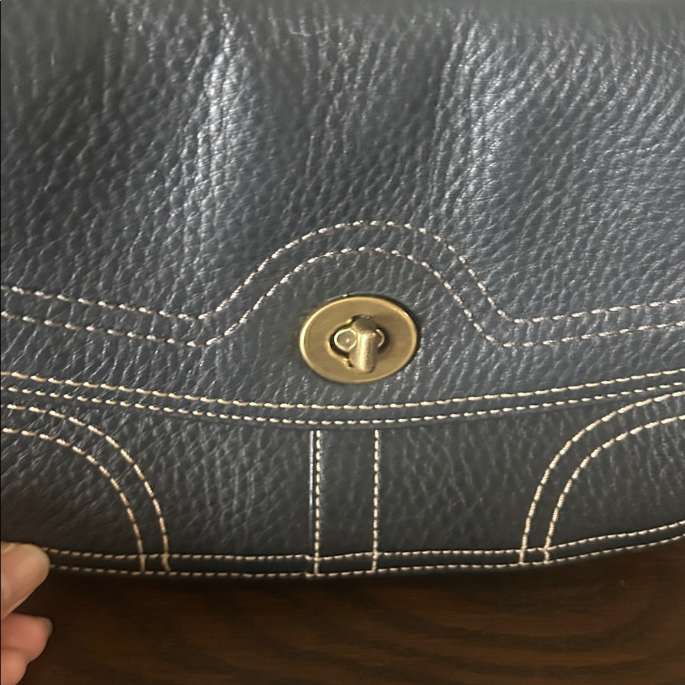 Coach Vintage Chelsea Demi Flap Black Leather Brass turnlock  Shoulder Bag Y2K - Picture 5 of 9